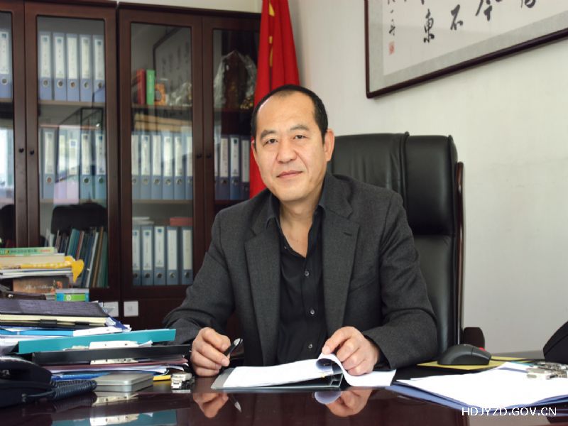 勇于攀登，将山峰踩在脚下——周志强